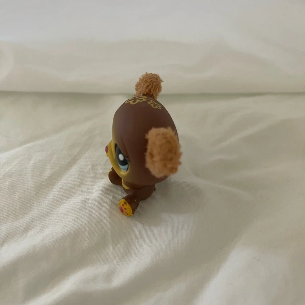 LPS Littlest Pet Shop #2468 Brown Bear with fuzzy/soft ears